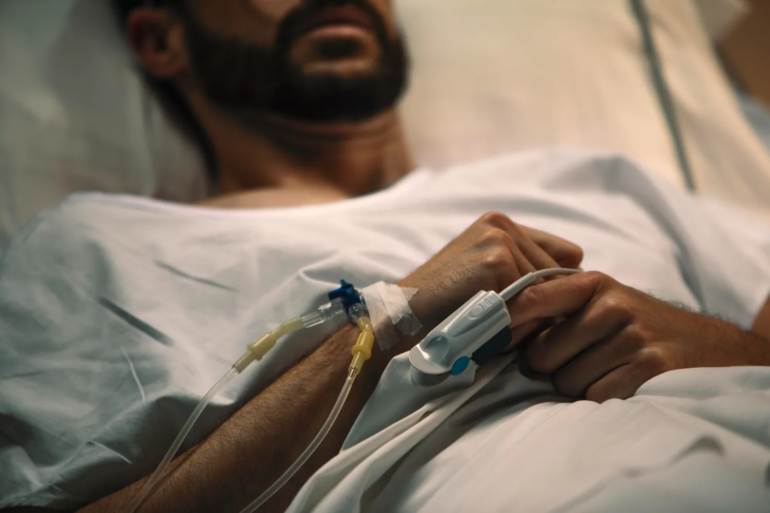 Bisakah gigi berlubah menyebabkan penularan HIV?